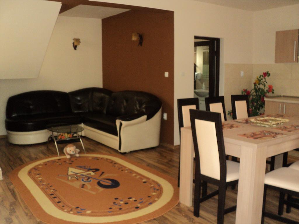 Cabana Suvenirurilor Scarisoara  Esterno foto